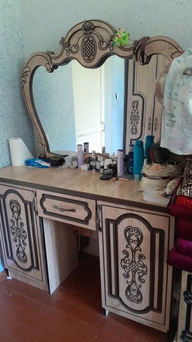 Mebel sotiladi holati yaxshi