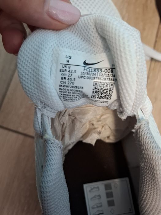 Adidasi Nike Air