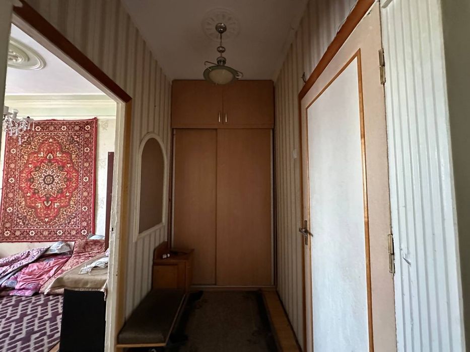 Юнусабад 18 квартал 2/5/5 не торец