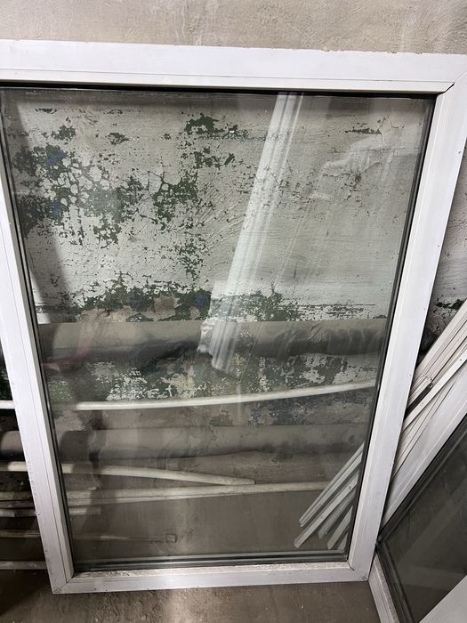 Пластиковые окна б/у 3 штук