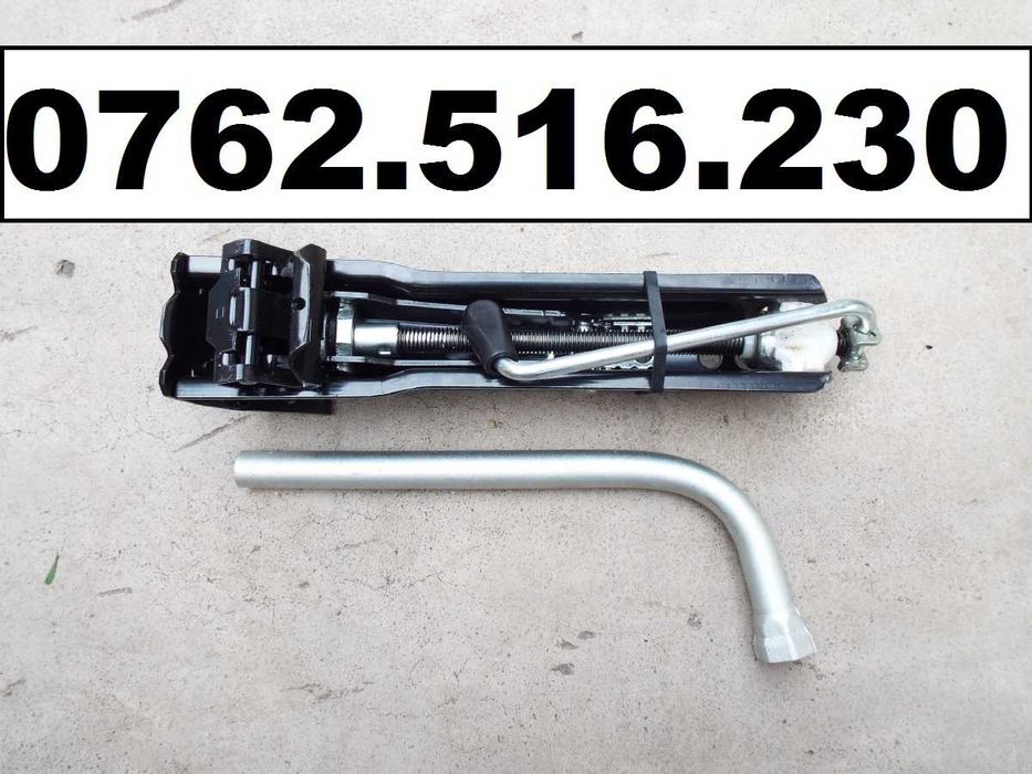 vand cric + cheie roti pentru vw golf5,6,7,8,jetta,bora,touran,octavia