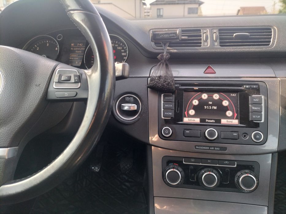 VOLKSWAGEN Passat 2010 — imagine 4