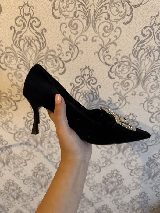 Каждая по 10000 , все вместе 25тыс