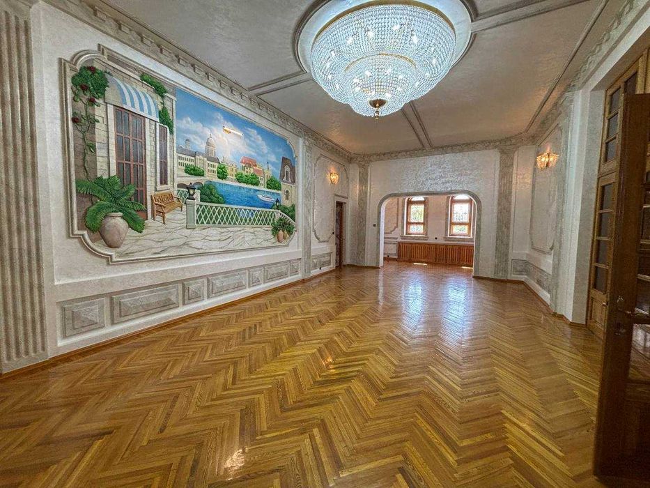 1000м2 Офис | Ресторан | Лаундж-бар | Бильярд с двориком