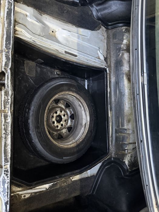 Продам ауди в хорошем состояние