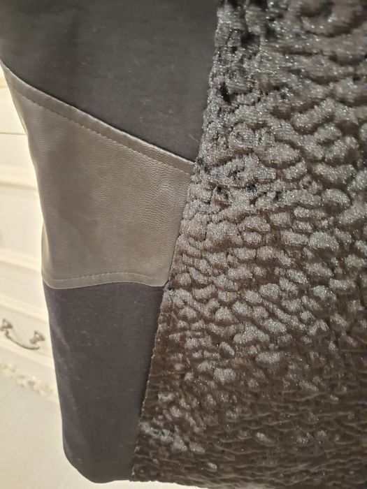 Дамско палто и елек.