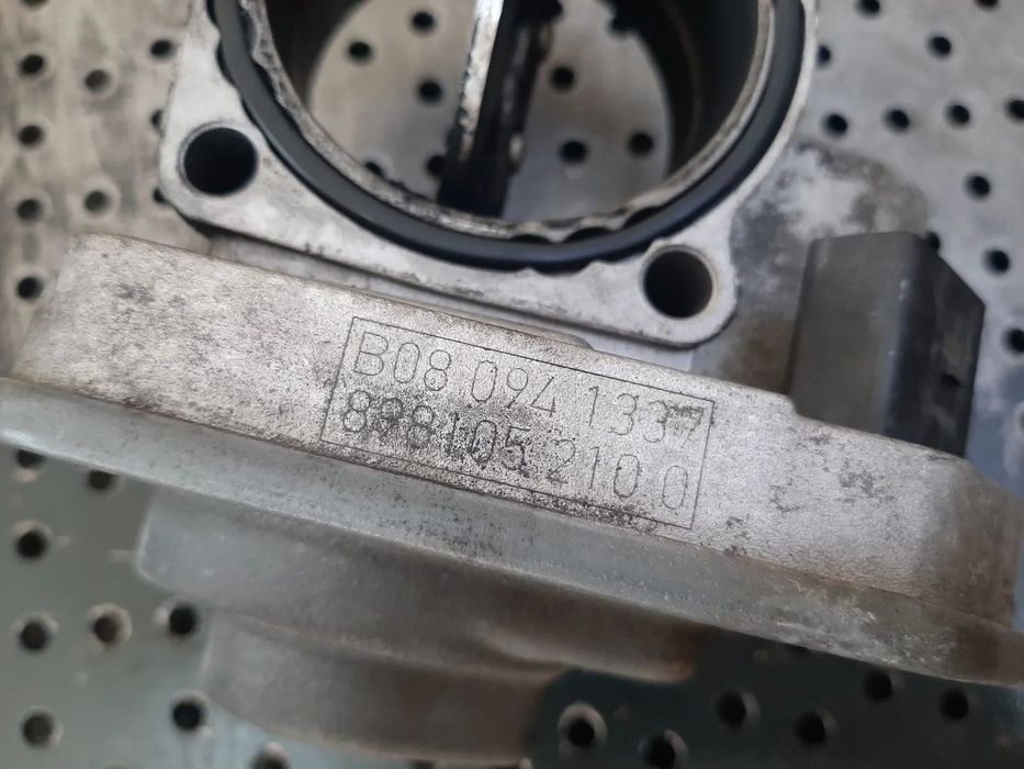 clapeta acceleratie 1.7 cdti z17dtr opel astra h meriva 8981052100