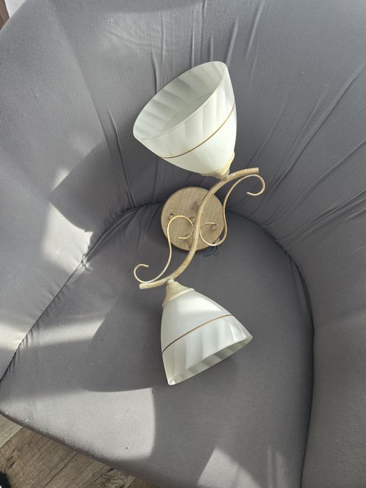 Продам Люстра б/у