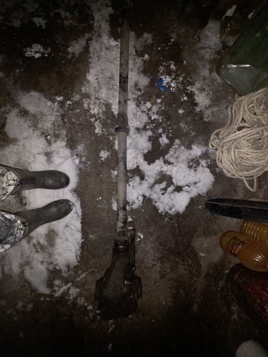 Продам редуктор с карданом