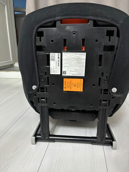 Продам автокресло Cybex
