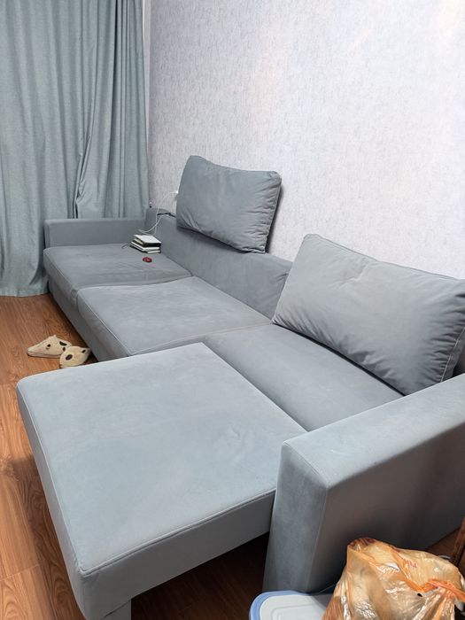 Диван в хорошем состояний