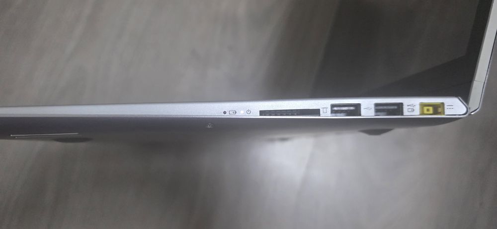 Lenovo Idealpad U330 Touch