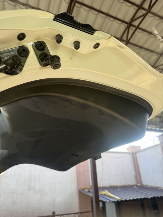 Задняя крышка на changan x5 plus