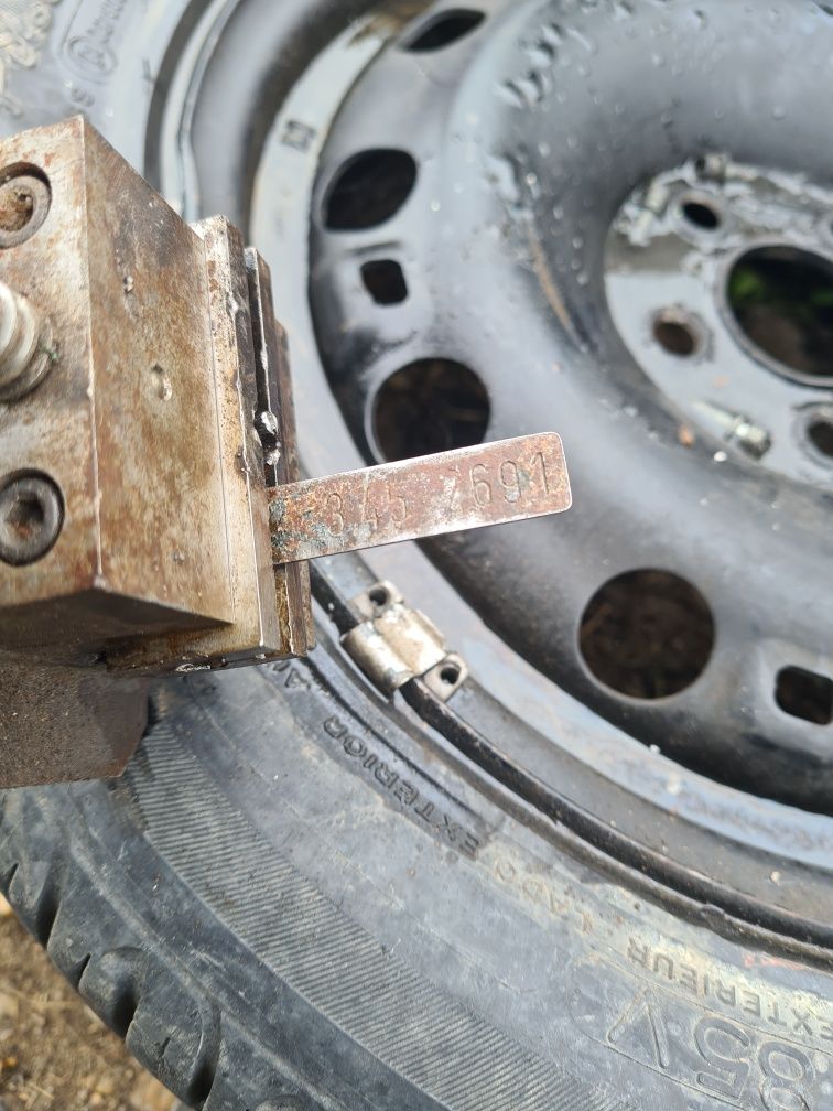 ВМВ Е36 1,8, бензин на части. BMW E36. с. Опанец • OLX.bg