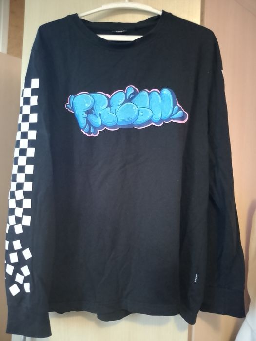 Черен пуловер почти нов. Cropp