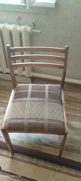 Стулья и табуреты по 500 тг