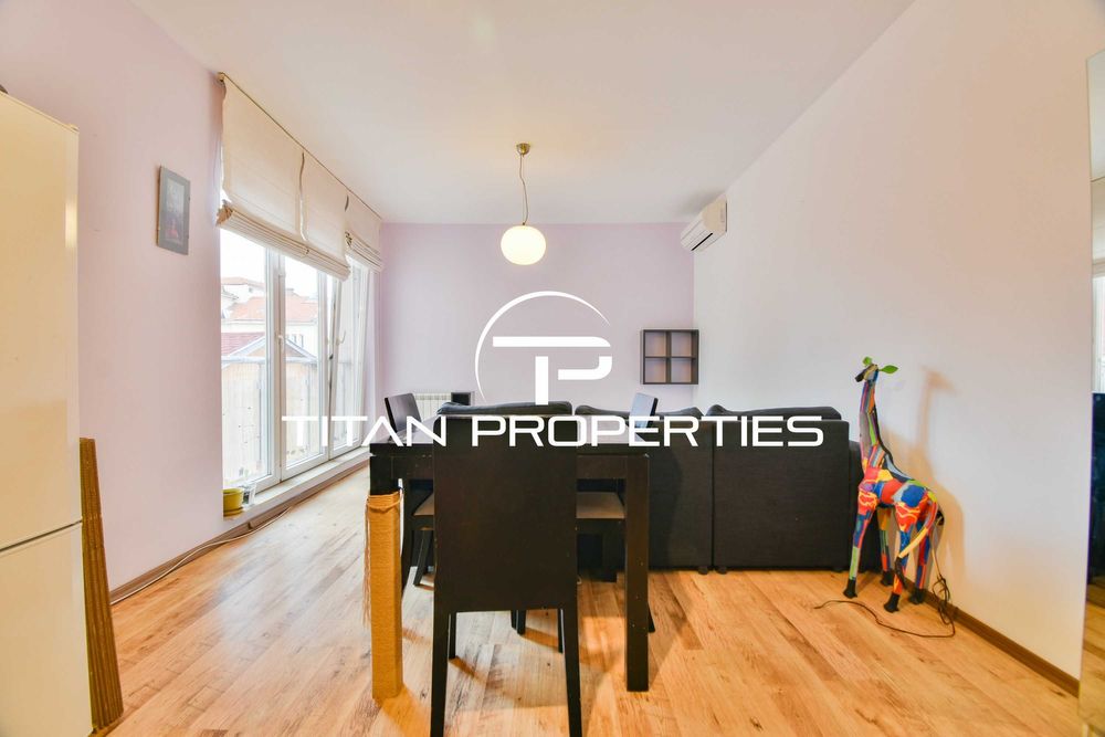 Дава се под наем Двустаен апартамент в София, Център - 60 кв.м за 509.49 € - Снимка #3