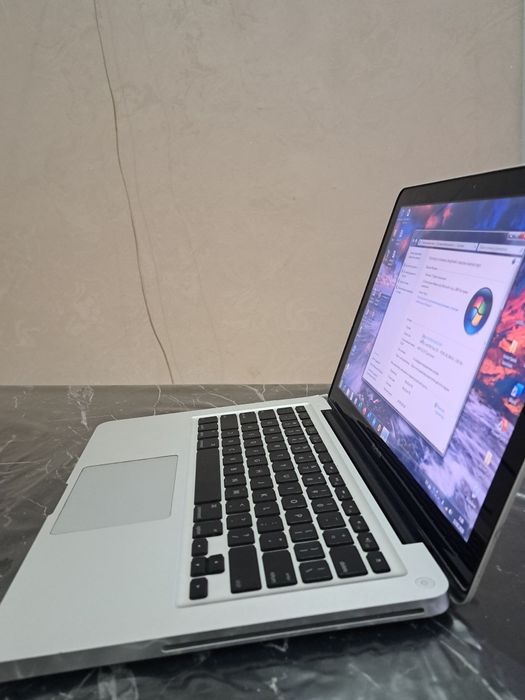 MacBook sastayani o'rta xolada ishlashi juda Yaxshi