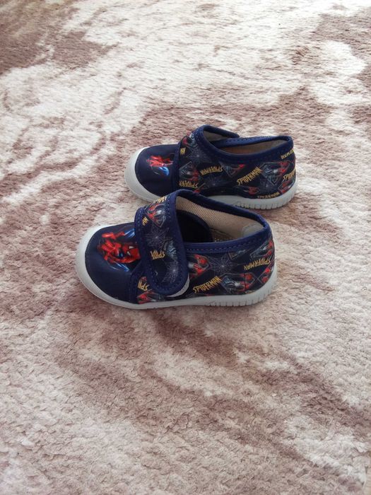 Пантофки за момче 21-ви номер