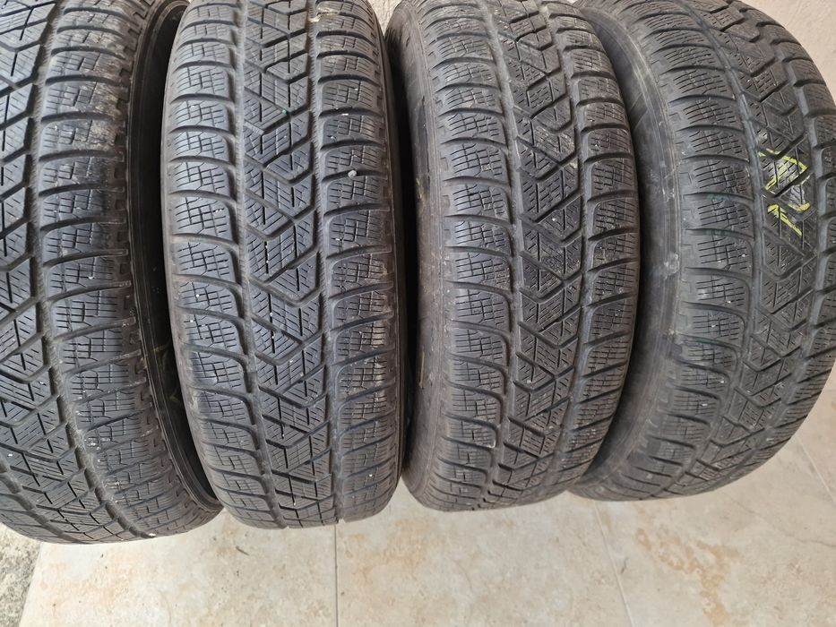 Anvelope 215/65R17 marca Pirelli,M +S