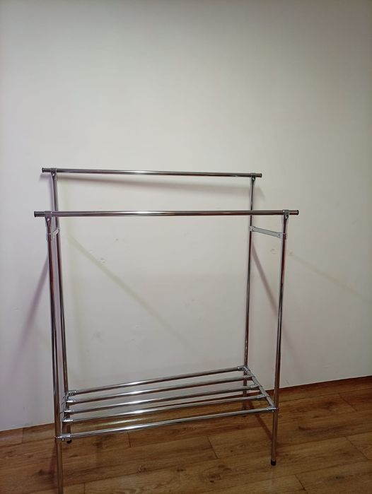 Вешалка для торговли