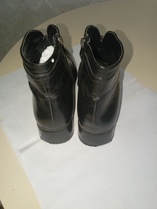 Продам сапоги весна- осень
