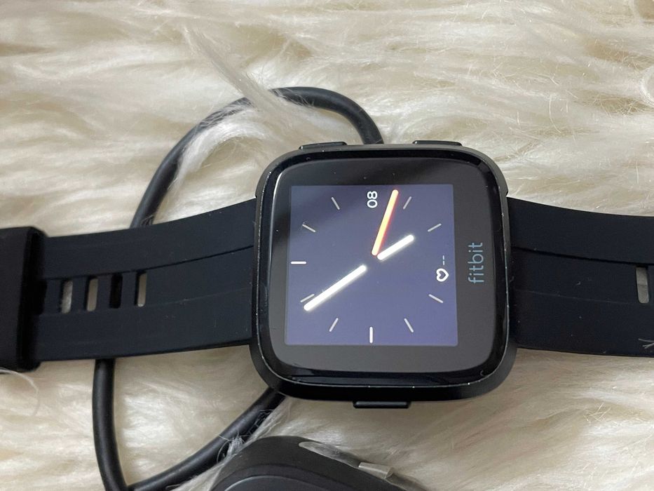 Ceas smartwatch Fitbit Versa ( FB505 )Negru