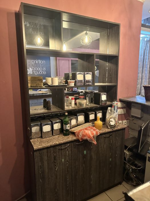 Продам барный шкаф