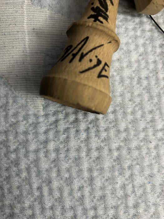 Kendama europe wildfire semnata de miguel,davide,yasu,adrian vilau,