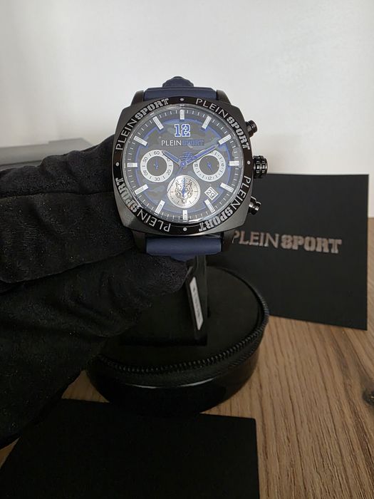 Часовник Plein sport нов оригинален