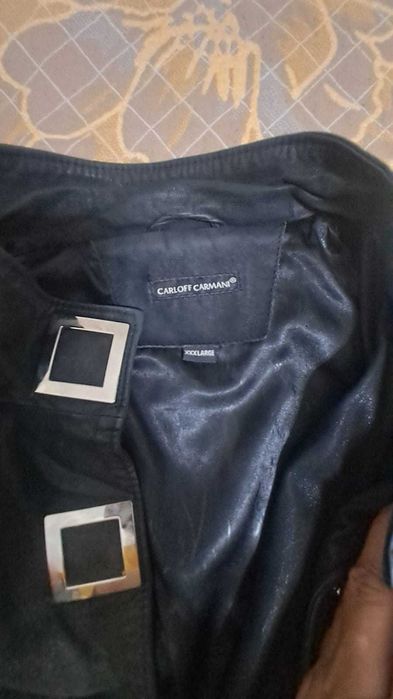 Куртка замшевая современная.