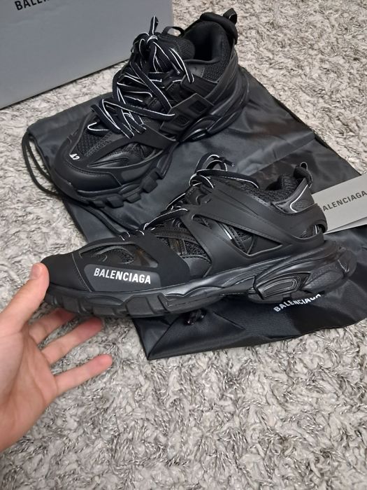 Balenciaga Track 42
