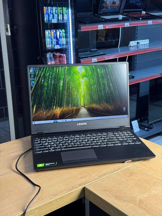 Ноутбук Lenovo i5-(8)/ 12GB/ GTX 1050(2GB)/ SSD 512GB код.8129