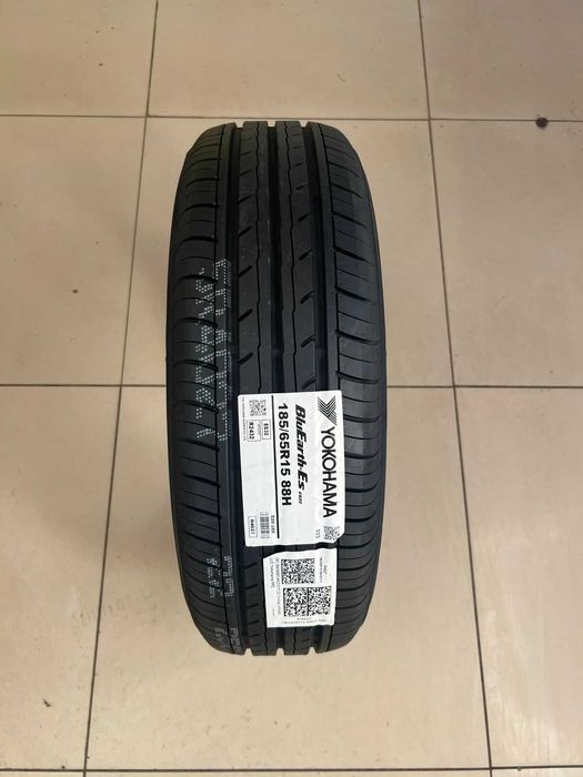 185/65 R15 YOKOHAMA ES32 летние