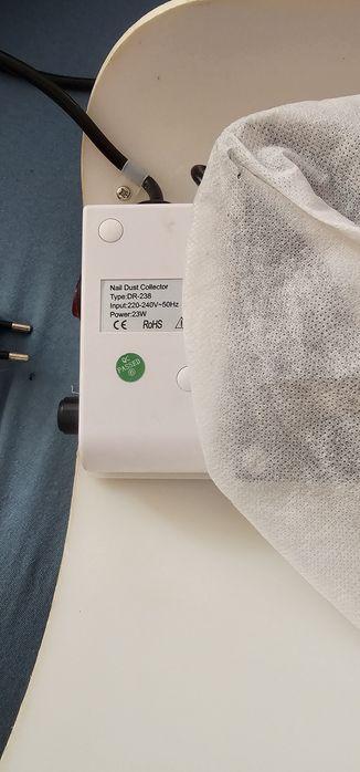 Продам пылесос для маникюра
