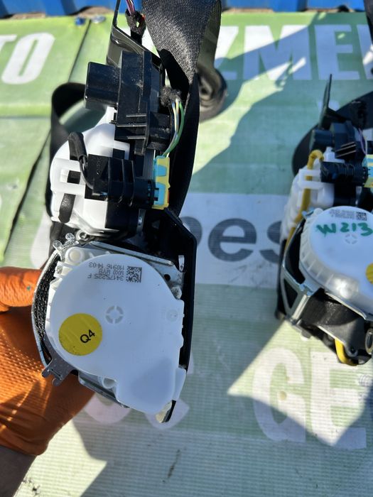 Centuri siguranță față cu presafe Mercedes W213