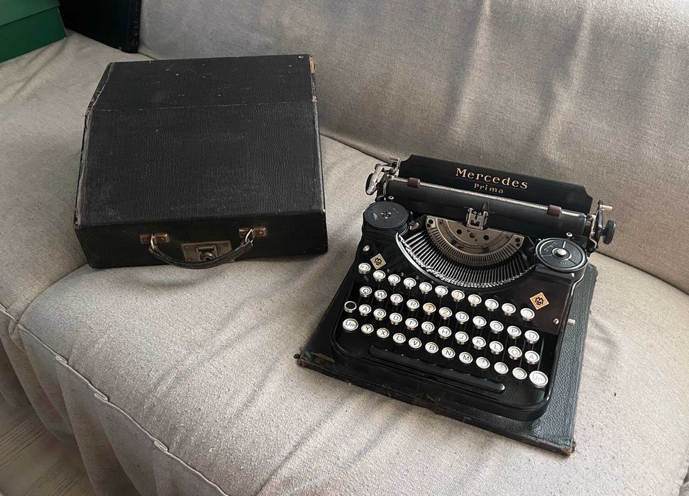 Mașină de scris Mercedes Prima anii 1930 Germania cu husă
