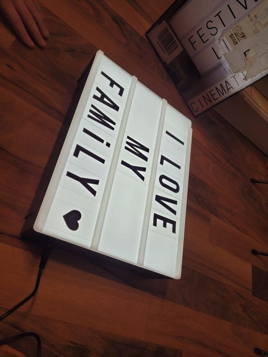 Casetă luminoasă/Panou LED cu iluminare din spate