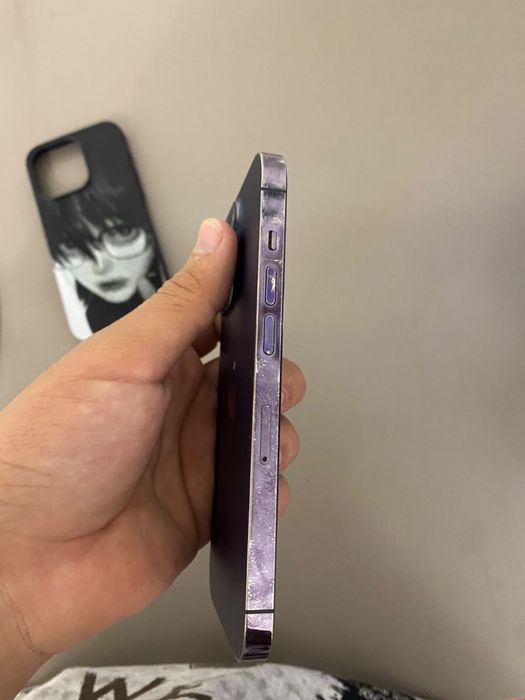 Apple iPhone 14-pro