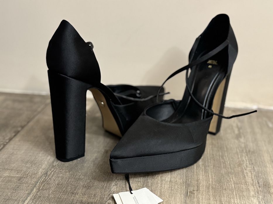 Обувки на висок ток Zara