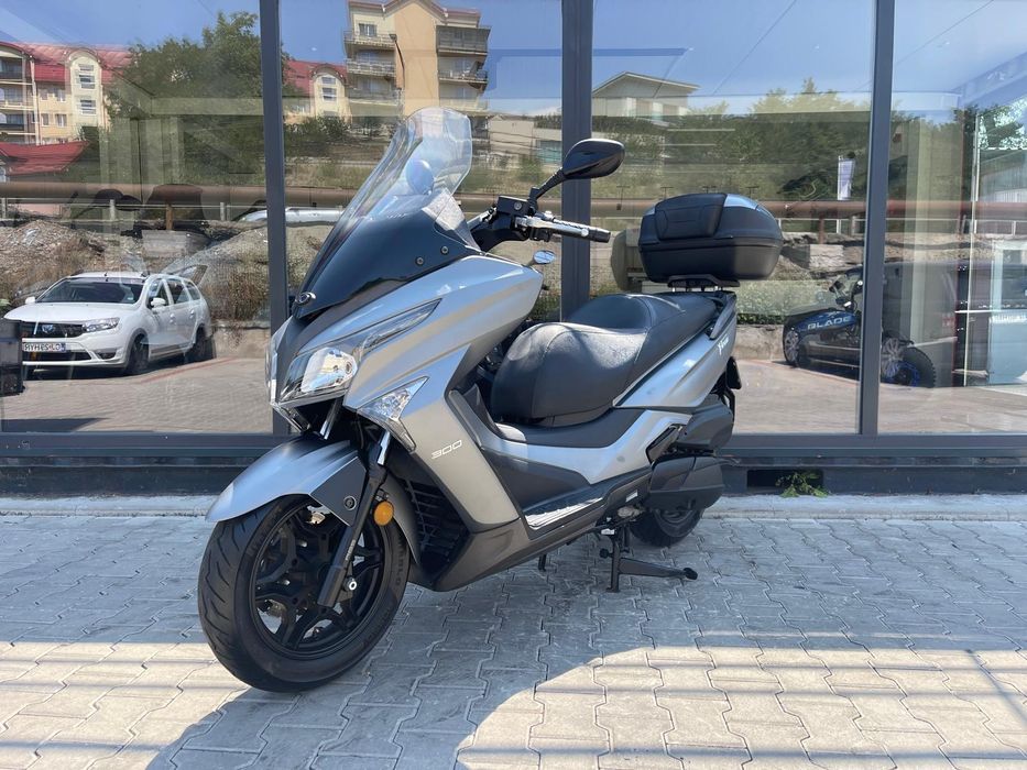 Kymco XTown - 300 cc - Transport Gratuit - Garantie -