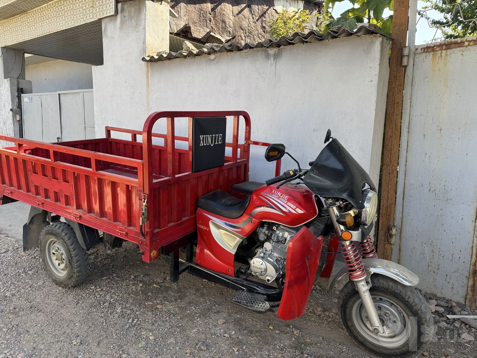 Moto Xunjie 200 kub motor ponijinniy xodi yoq