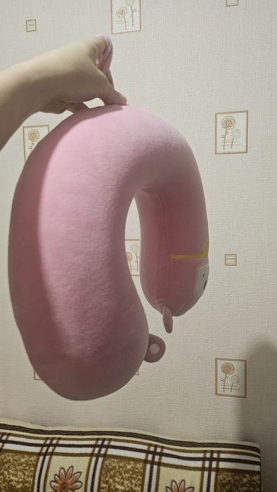 Подушка для самолета