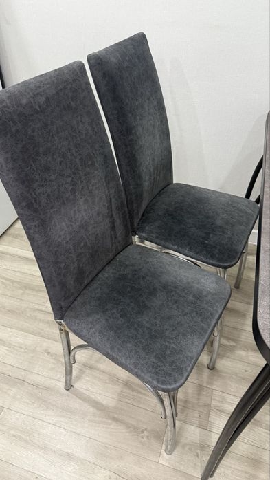 Кухонный стол 2 стульями