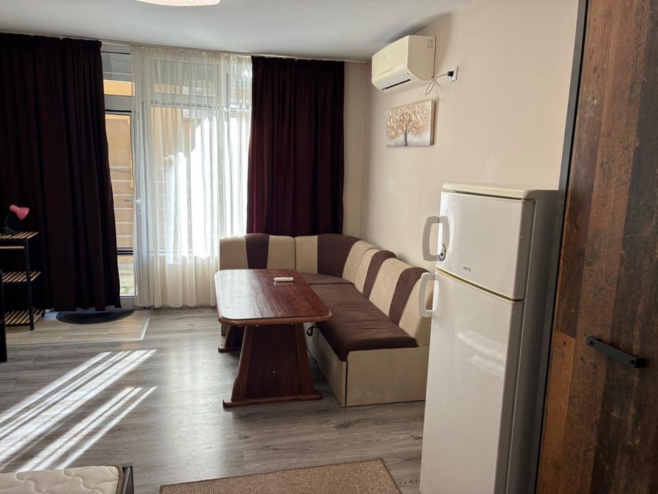 Дава се под наем Едностаен апартамент в Варна, Спортна зала - 27 кв.м за 348.84 € - Снимка #12