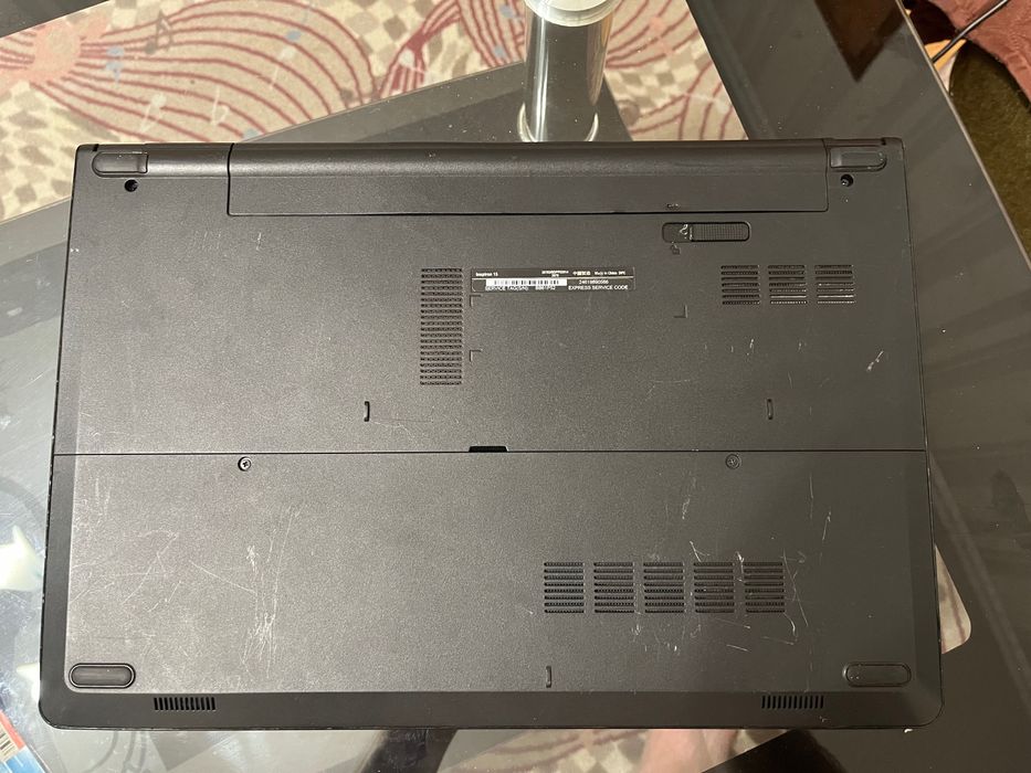 Лаптоп Dell  windows 10