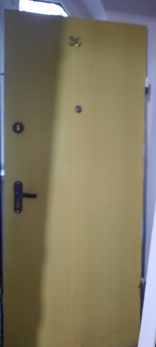 Дверь входная металлическая