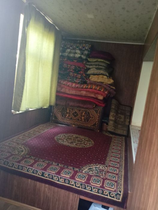 Srochna 3 xonali kvartira sotiladi