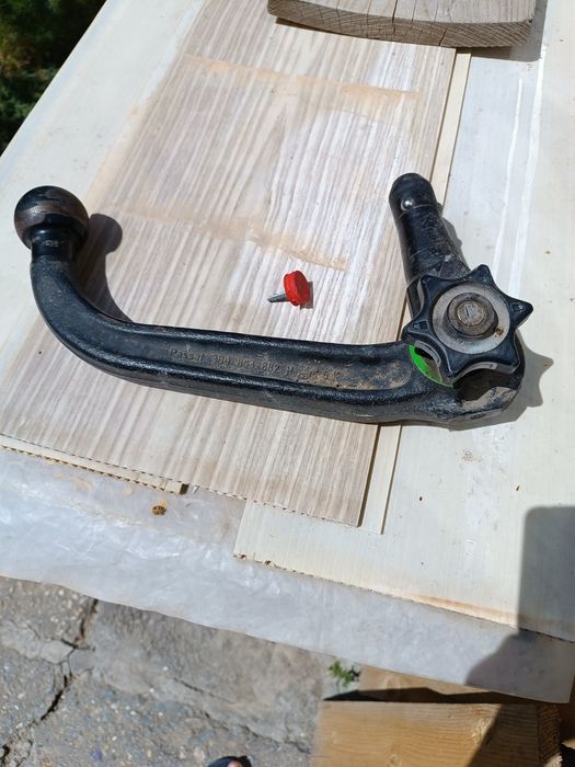 Теглич,нов ,мобилен с ключ