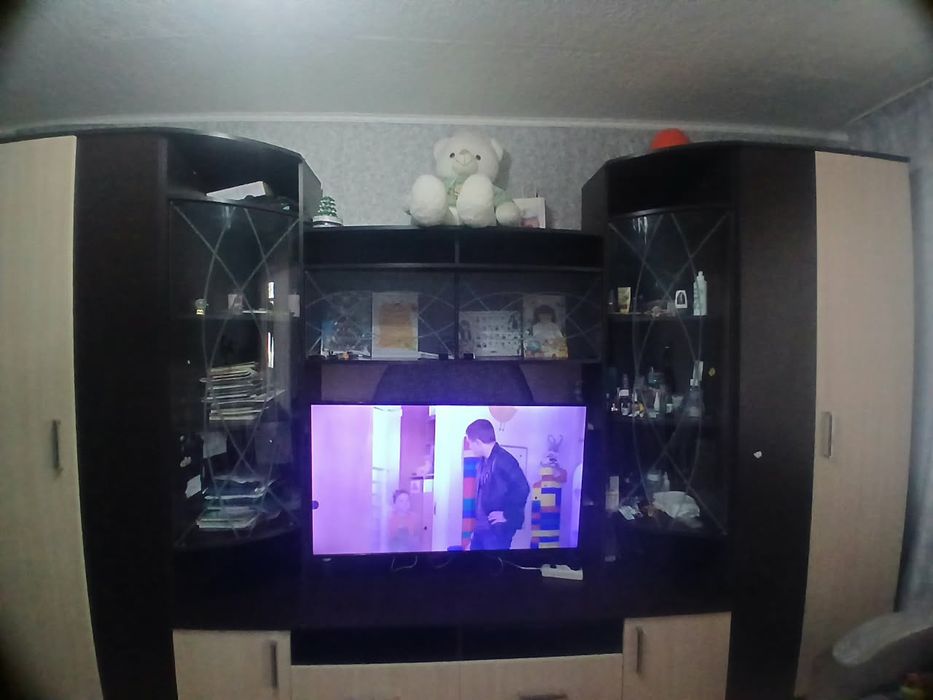 Продам шкаф в зал 150000тыс